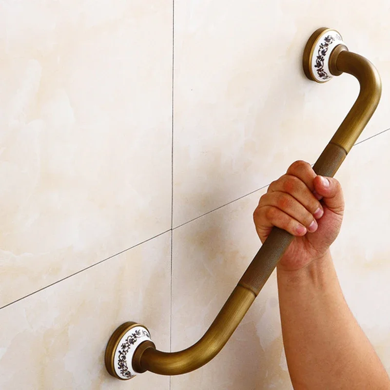 Slide image 5989eccae4fe4ea587f25c00c1d20d3d