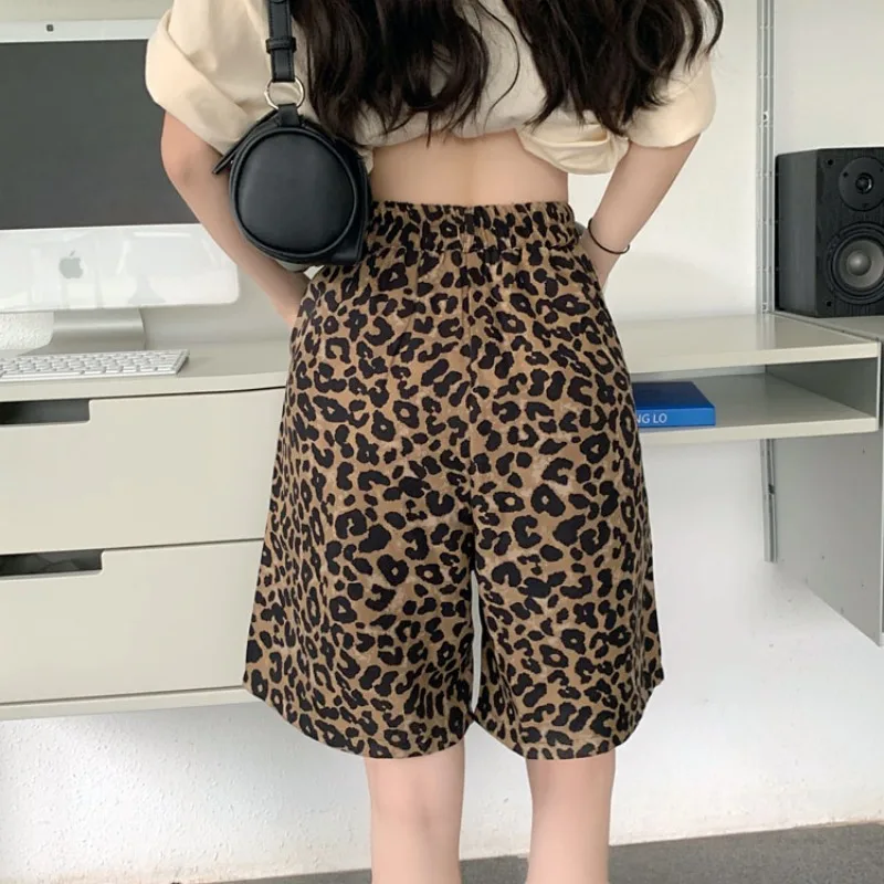 Women's Summer High Waisted Button Zipper Pockets with Geometric Patterns Leopard Print Casual Straight Leg Fashion Shorts