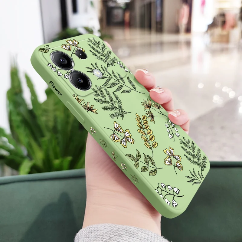 Elegant Leaf Design Silicone Phone Case - Stylish Protective Cover
