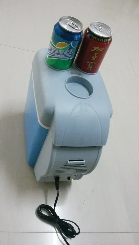 Car Refrigerator 7.5L Car Type Two Use 7.5L Cooling and Heating Box Electronic Refrigerator Home