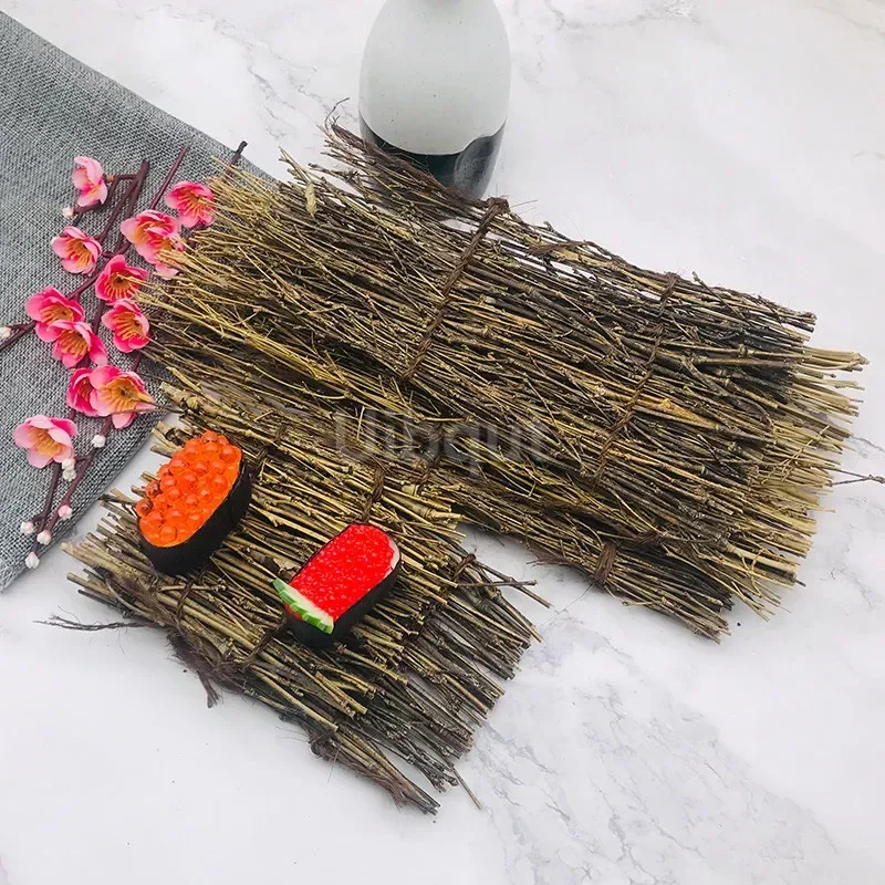 Sushi Tools Vintage bamboo sushi dish seafood Decorative grass fence Japanese Korean plate Cuisine Sushi Boats Creative Exquisite Sushi Tool