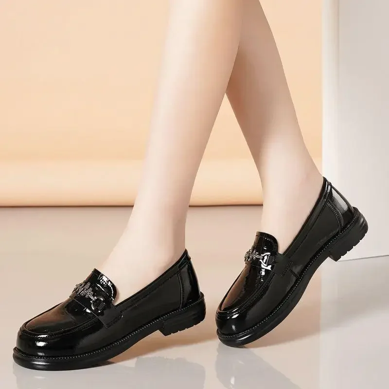 

Спортивные зимние утолщенные женские ботильоны для девушек мамы и девочки с мягкой подошвой Обувь для среднего и пожилого возраста кожаная обувь