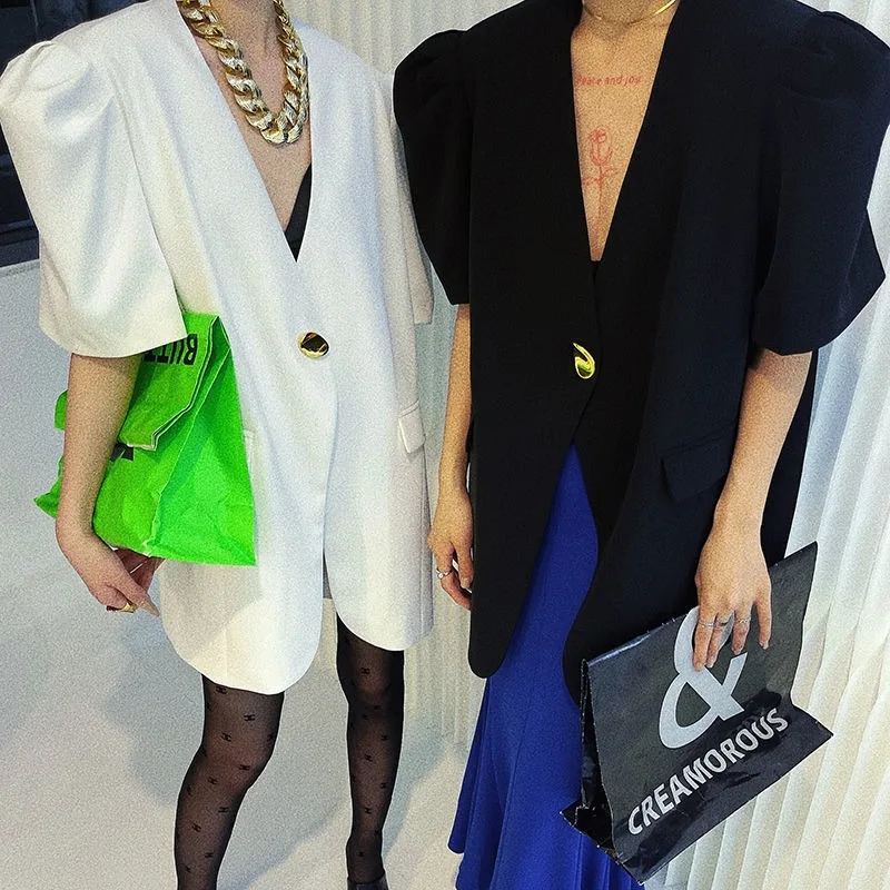 Рисунок 5 - Женский свободный блейзер с V-образным вырезом