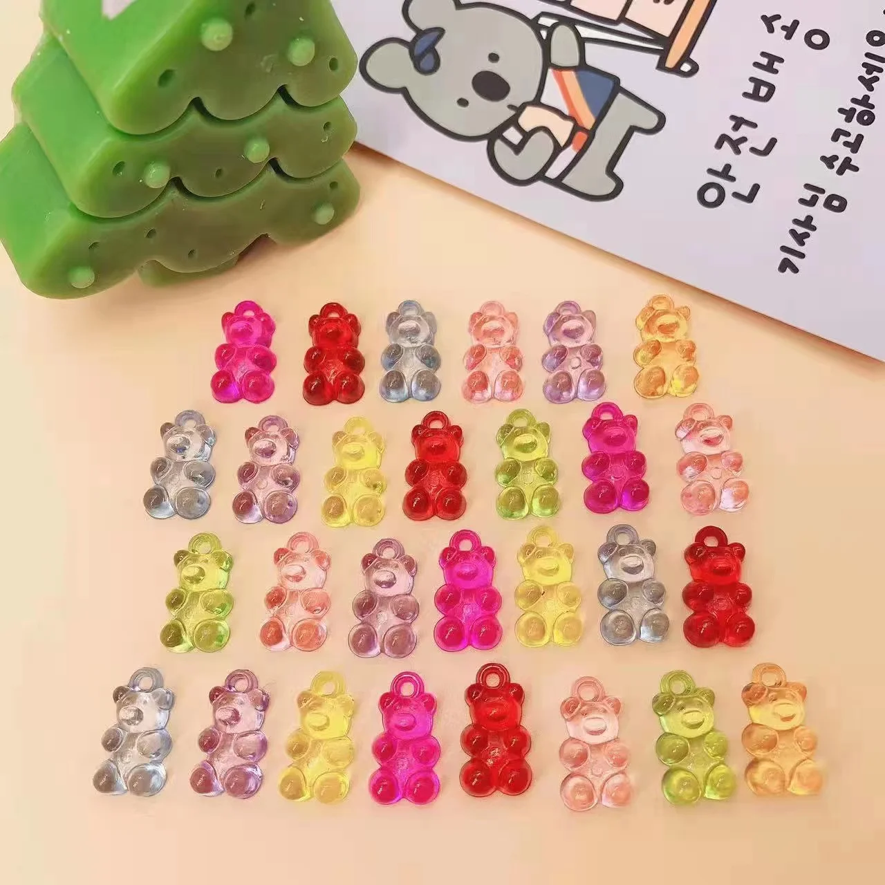 

50pcs Kawaii Bears Resin Charms Candy Mixed Colors Pendants For DIY Decoration Earrings Necklace Fashion Jewelry Accessories