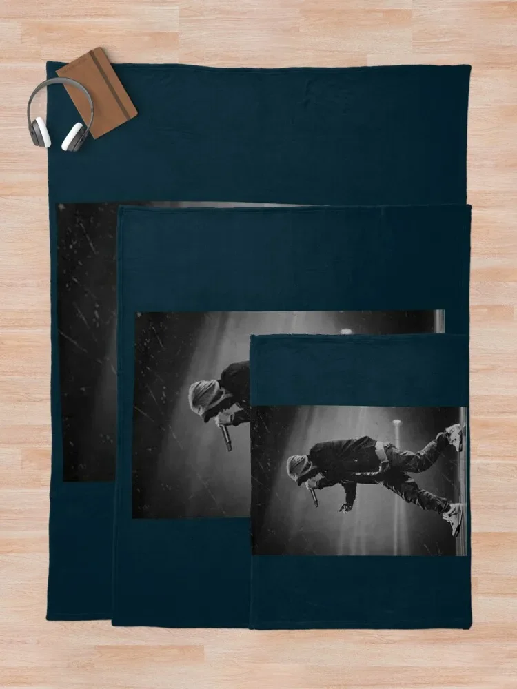 ���̳� ������ ���, ������ ũ�������� ����, ���� ħ�� ���