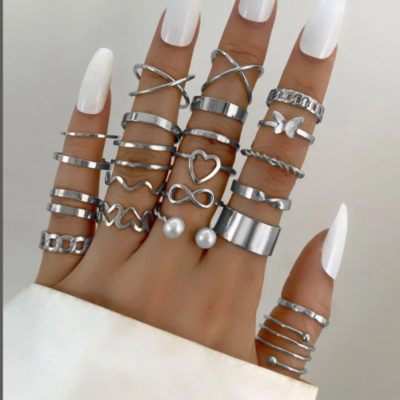 TTPSRY 43 Pezzi Anelli da Donna Bohemien Anello con Motivo Floreale Impilabili Perla Knuckle Anello Oro Anelli Set per Feste di Compleanno Cerimonie di Laurea