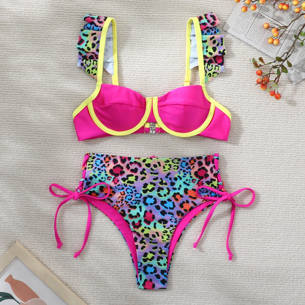 Рисунок 3 - Женский леопардовый купальник с