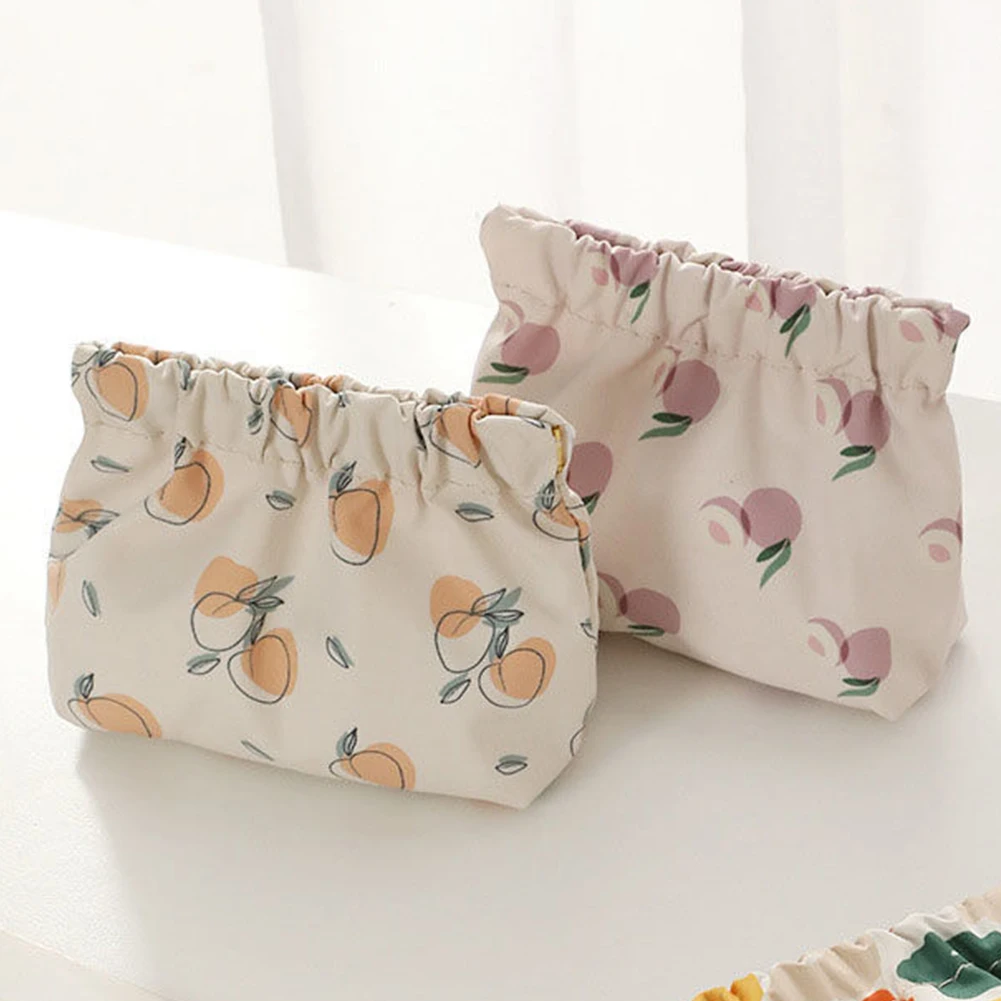 Fashion Mini Makeup Bag Casual Cute Toiletry Bag Waterproof Portable Printed No Zipper Simple Lightweight for Headphones Jewelry