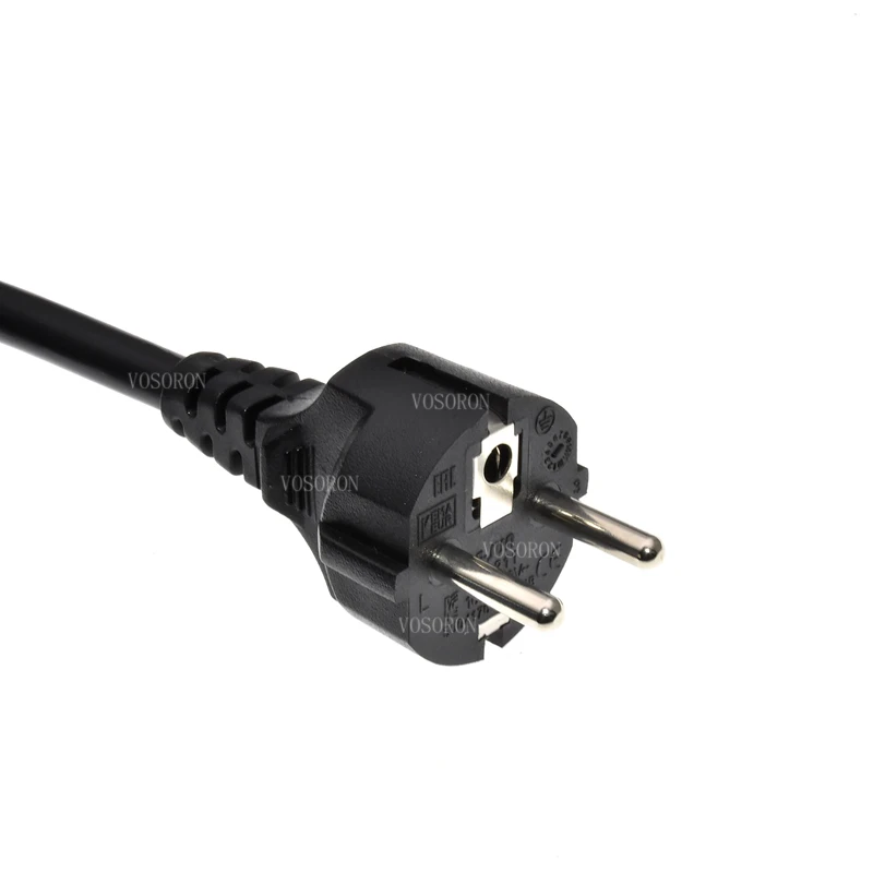 Câble d'alimentation type E/F 90° sur IEC C15 0,7m 1mm²