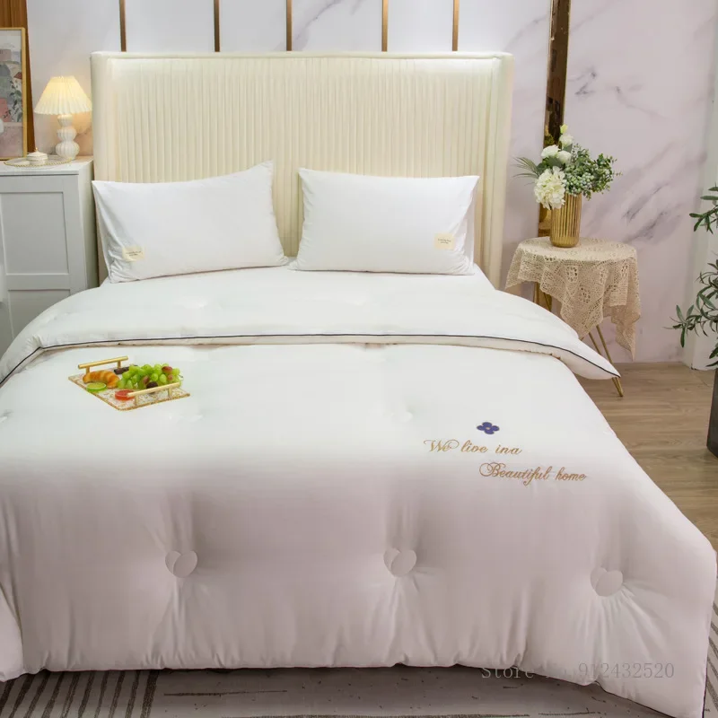 Quilt Core Cotton Quilt for Adults and Children, Soybean Fiber Quilt, Thickening Quilt, Cartoon Four Seasons, Winter, 1Pc