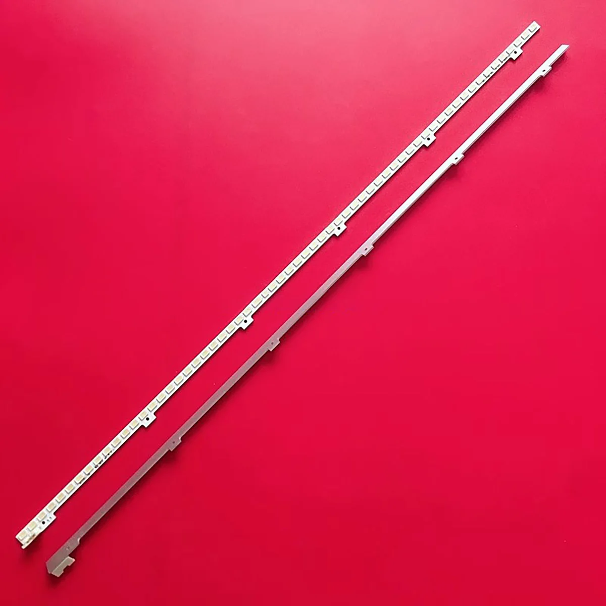 LED Strip For Sam sung UE40D5003BW UE40D5000PW UE40D6100 UE40D5520 UE40D5000 UE40D5500 UE40D5700 BN64-01639A BN96-16606A led light