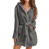 Hiver femmes Robe de bain moelleux en peluche pyjamas dames Sexy à capuche Robe de couleur unie chaud peignoir femme vêtements de détente