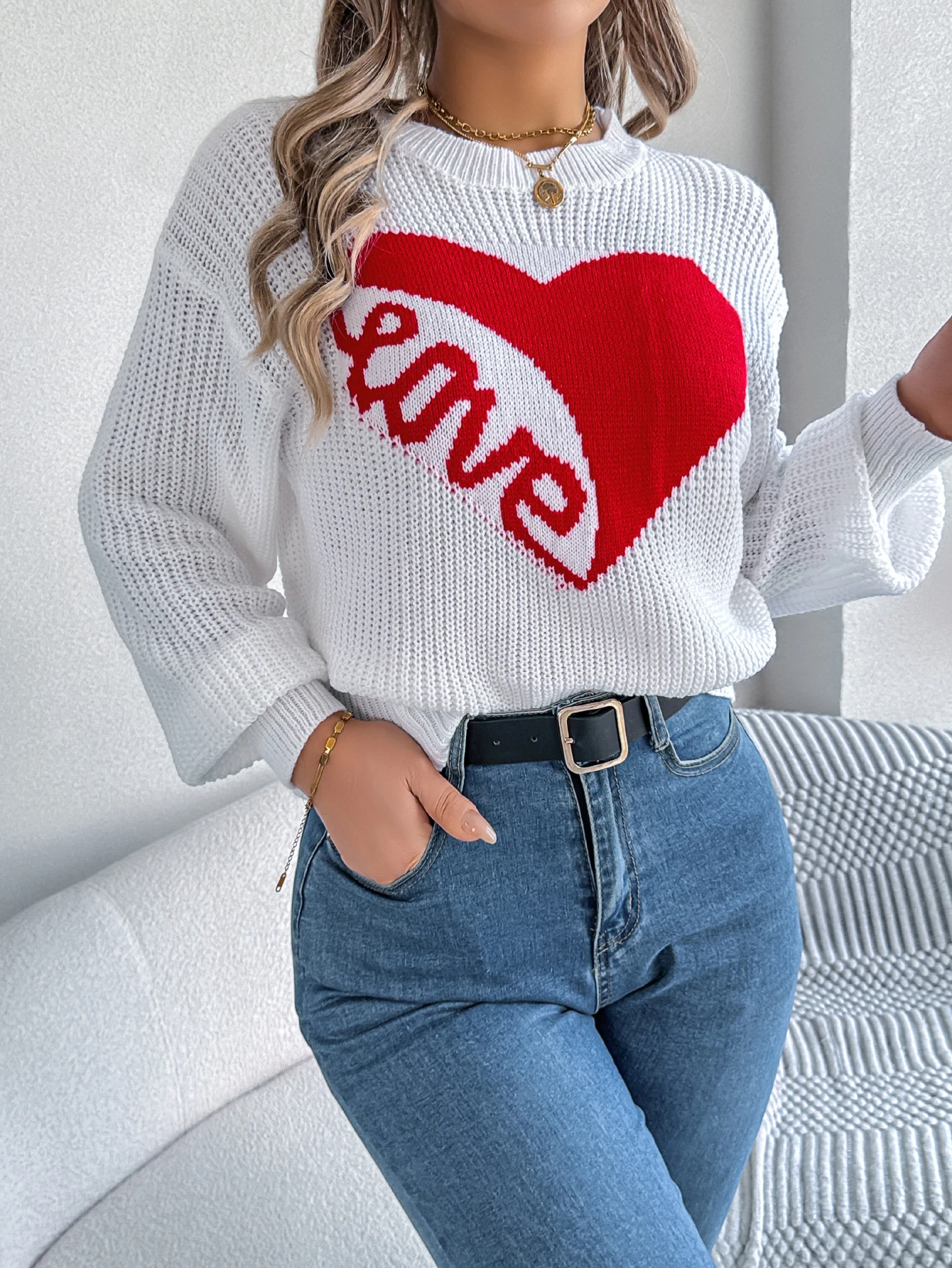 Women Knitted Sweater Heart Pattern Round Neck Long Sleeve