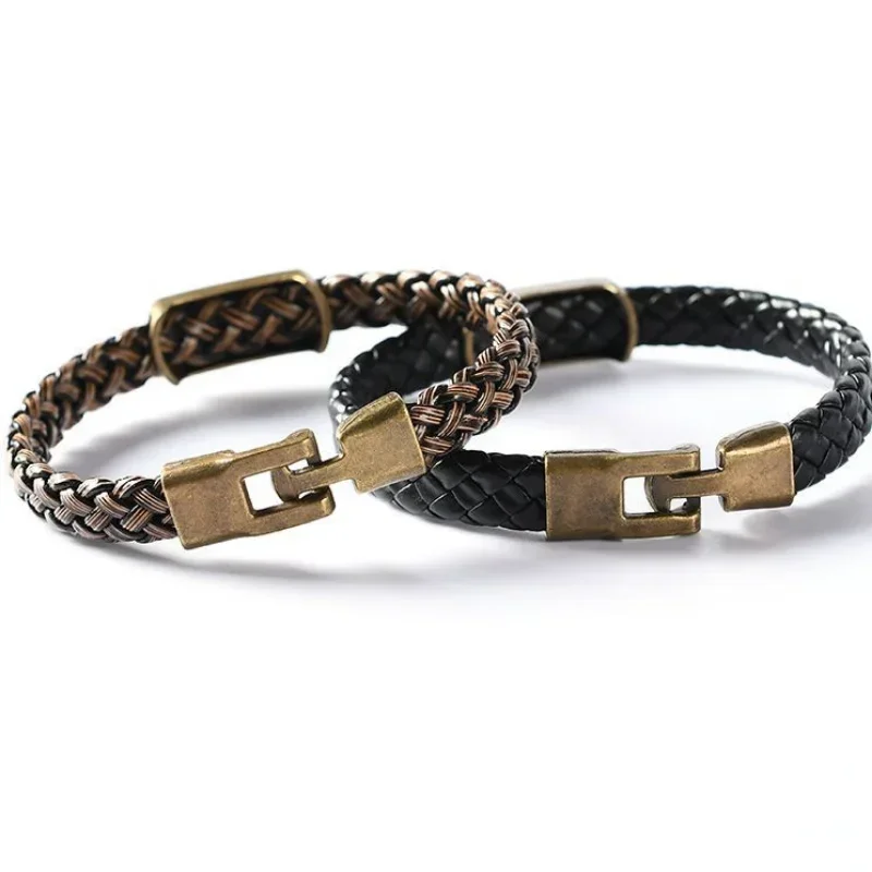 Handcrafted Retro-Style Leaf Design Leather Bracelet Inspired by Japanese Anime