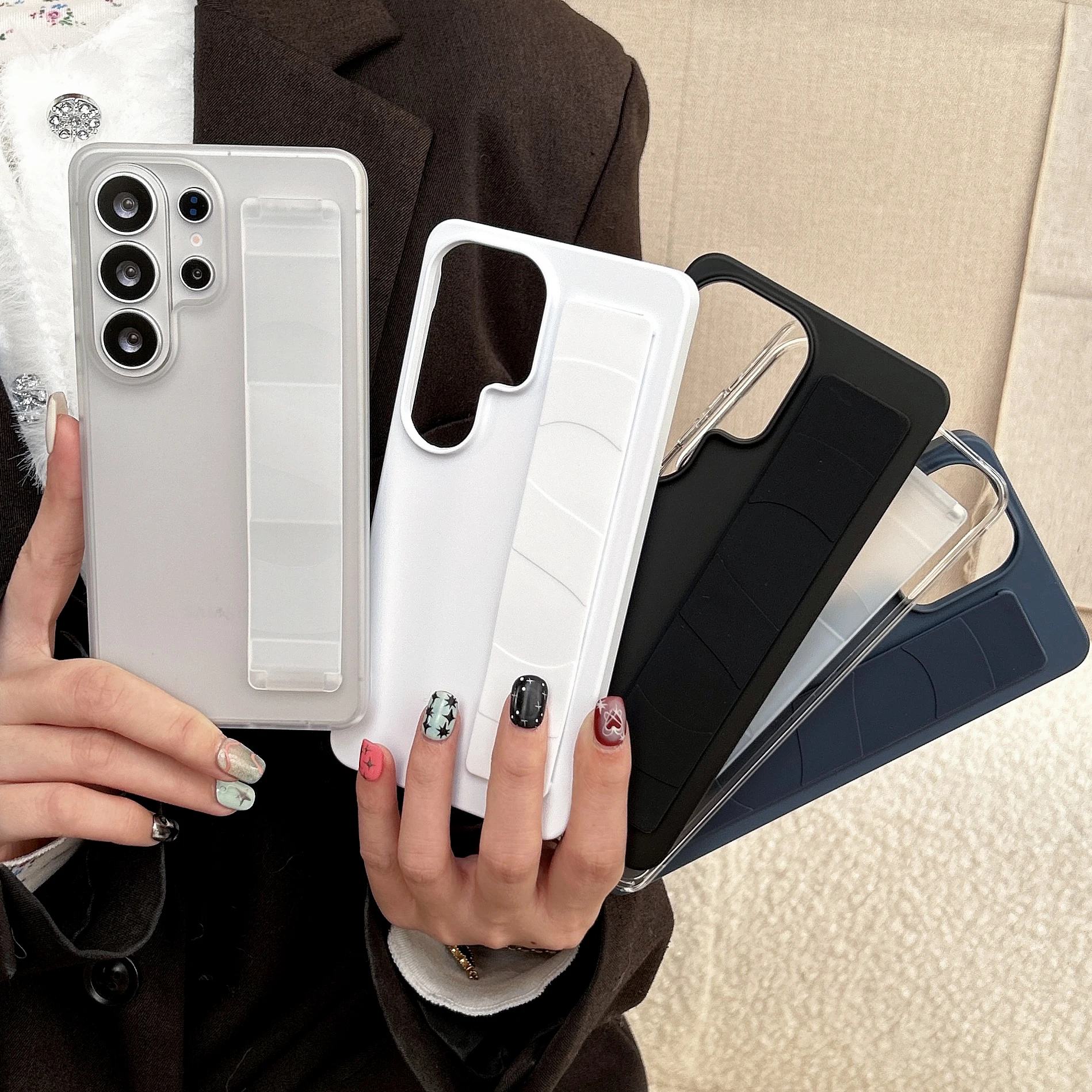 Luxury Silicone Elastic Wrist Strap Shockproof Phone Case with Matte Hard PC Back Cover