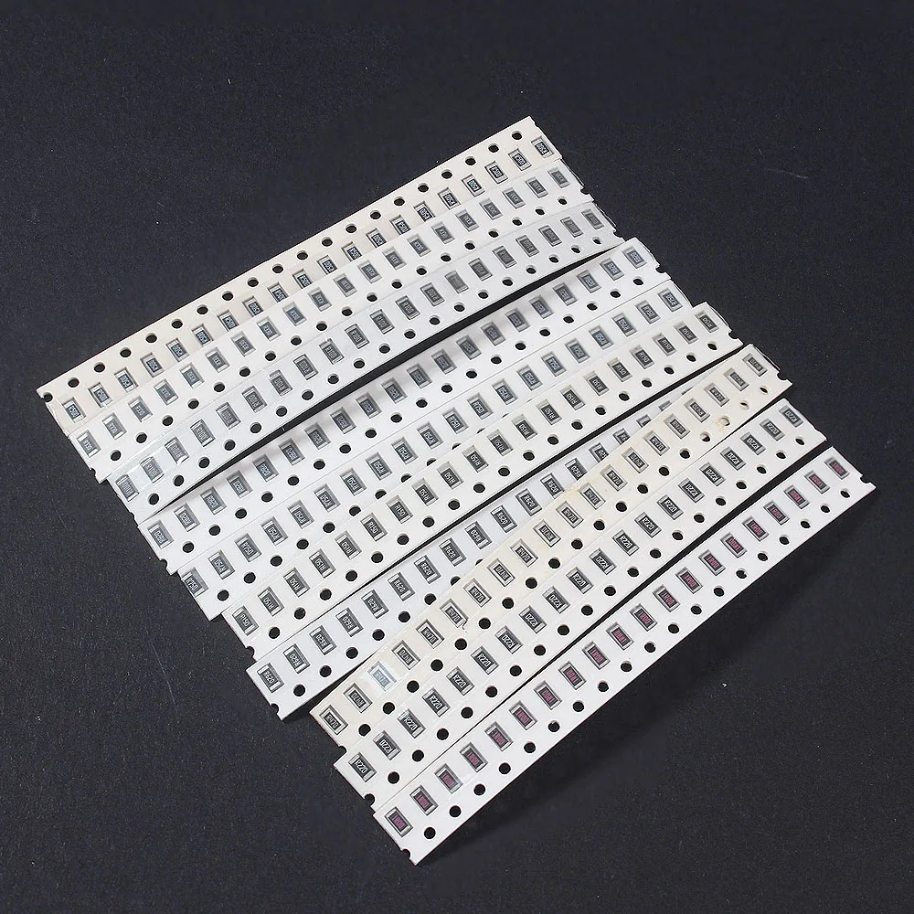 

200PCS/Set SMD Resistor Assorted Kit 0603 0805 1206 0.1R~1R Ohm, 10 Values DIY Electronic Components 1% Precision Resistor Set