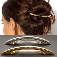 Metallic curved hair clip
