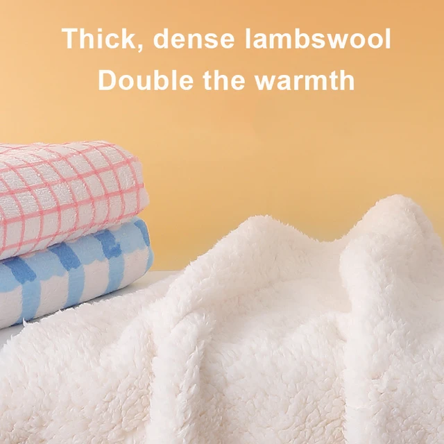 Soft Cat Blanket Warm Fluffy Plush Pet Sleeping Bed Mat for Cats Dogs Washable Thicken Plaid Lamb Down Cat Mat Pet Supplies 4