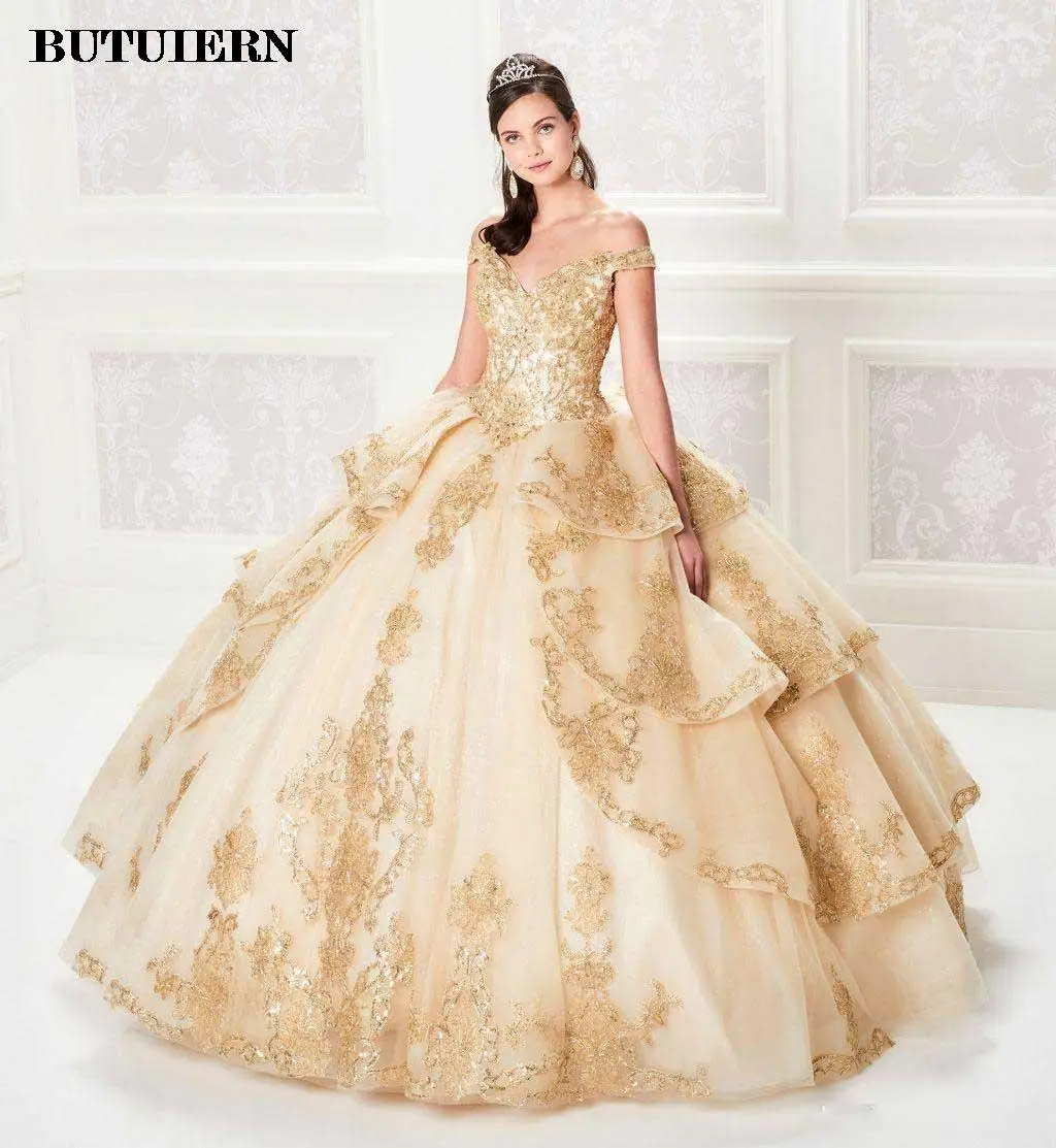 

Champagne Ball Gown Quinceanera Dresses Lace Bodice Corset Back Gold Appliqued Sequins Prom Gown Wedding Guest Dress