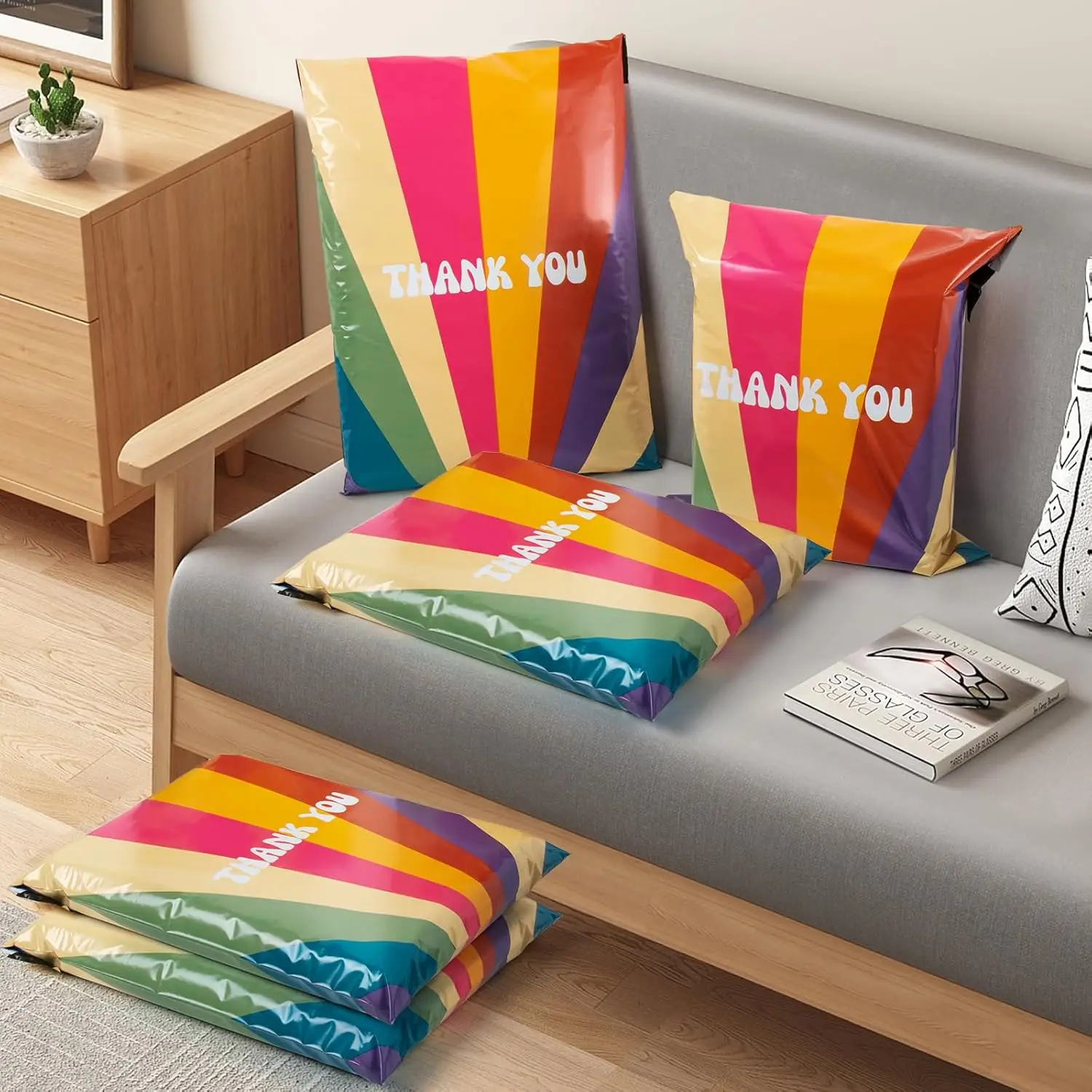 Bubble Mailers Foam Envelope Bags 50 PCS 10X13 Inch Fashion Shipping Envelopes Self-Seal Polymailers