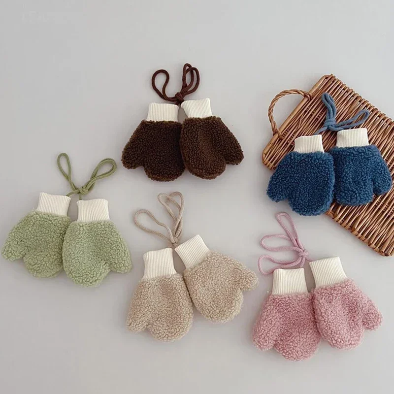 Thicken Lamb Wool Warm Boys Girls Baby Gloves Winter Children Full Finger Gloves with Ropes Kid Cartoon Bear Snow Outdoor