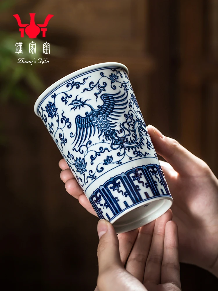 

Zhongjia Ceramic Tea Jingdezhen Chai Kiln Blue And White Hand Painted Entangled Branch Phoenix Pattern Large Coke Cup