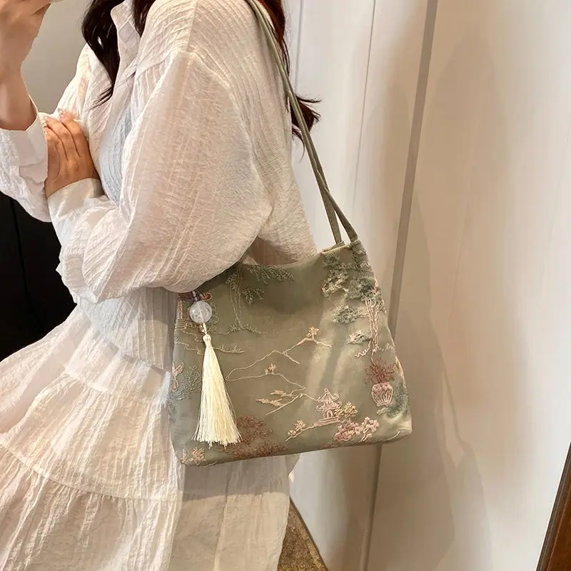 Elegant Landscape Embroidery Tote Bag Women Fringe Pendant Large Capacity Shoulder Bags Ladies Retro Gentle Premium Underarm Bag
