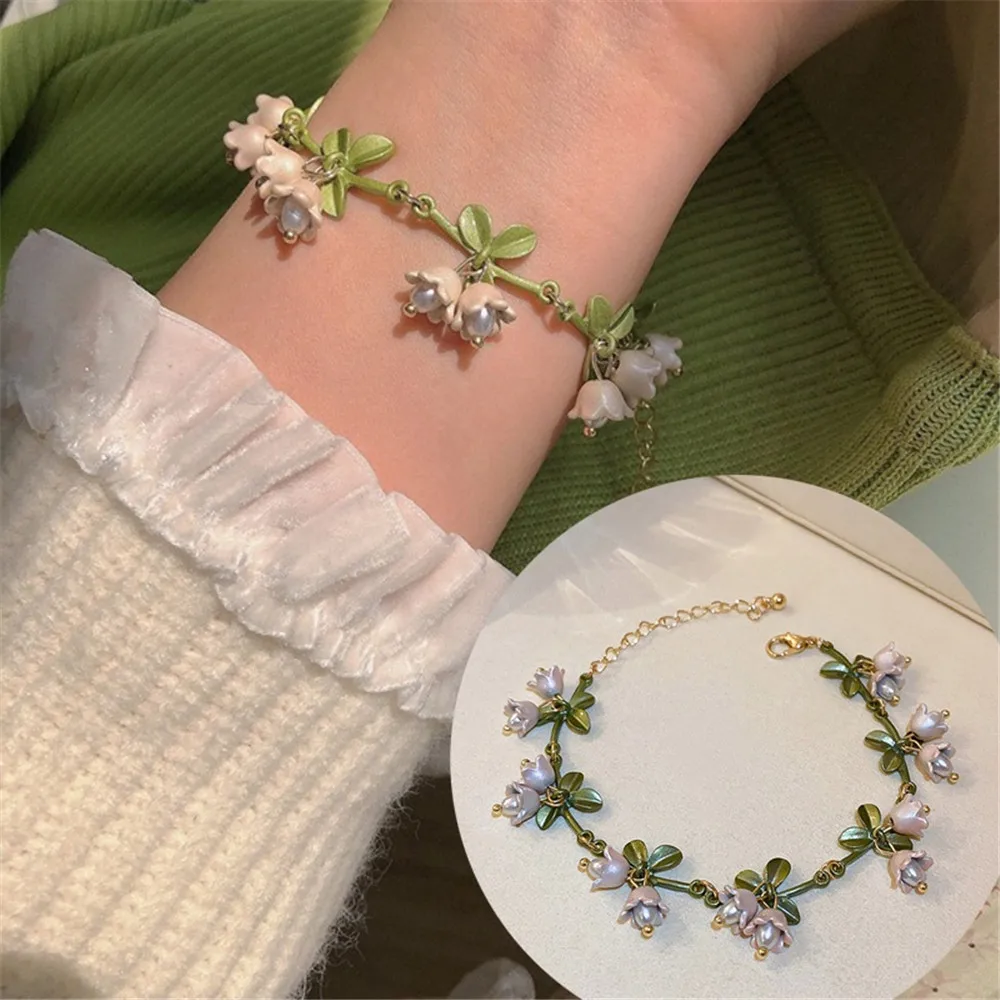 Women Female White Lily Floral Leaf Bracelets Trendy Alloy Enamel Plant Charm Chain Retro Rural Forest Style Bracelets Jewelry