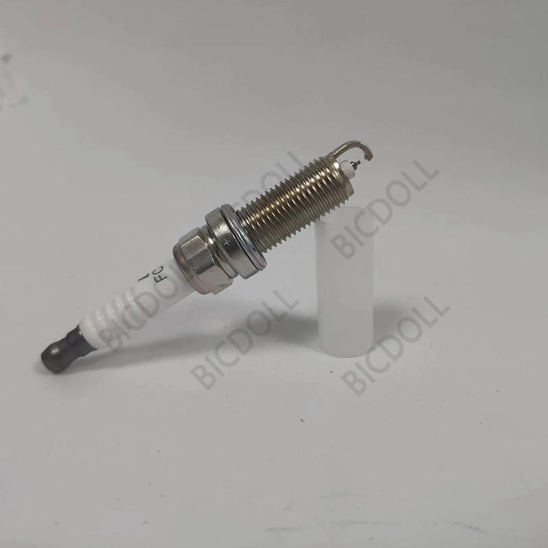 

Иридиевая Свеча зажигания 3524 FC16HR-Q8 для Citroen C1 Peugeot 108 Subaru Trezia Toyota Corolla 2.0L Yaris Camry RAV4 Highlander Lexus