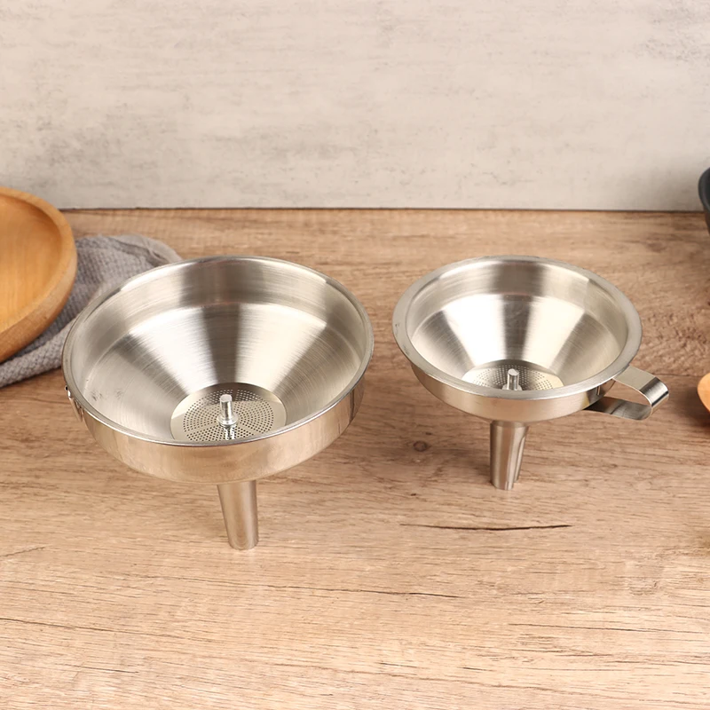 Description Picture 5 of item10cm 12cmn 14cm 304 Stainless Steel Funnel Kitchen Household Oil Wine Liquid Dispenser with Removable Strainer Mesh