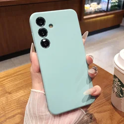 Solid Color Liquid Silicone Shockproof Phone Case with Camera Protection - S25 Ultra (Light green)