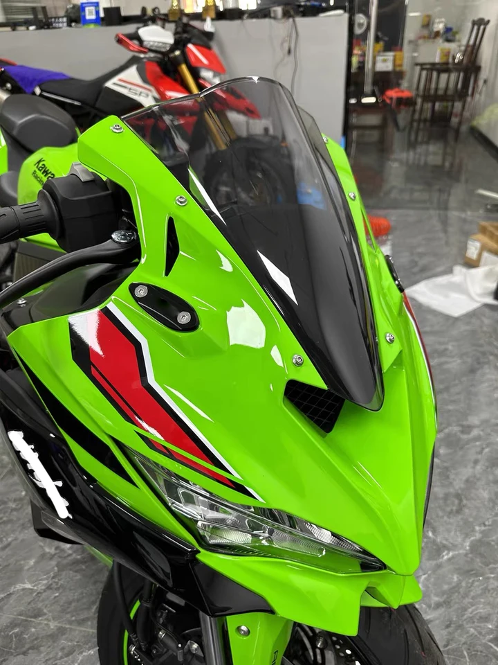 オートバイ フロントガラス ウィンドスクリーン プロテクター 適用