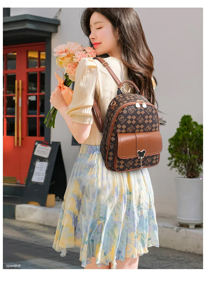 Rucksack Damentasche Feste Form Rucksack im koreanischen Stil Bedruckter Damen-Reiserucksack Große Kapazität Schultasche_voghion.com