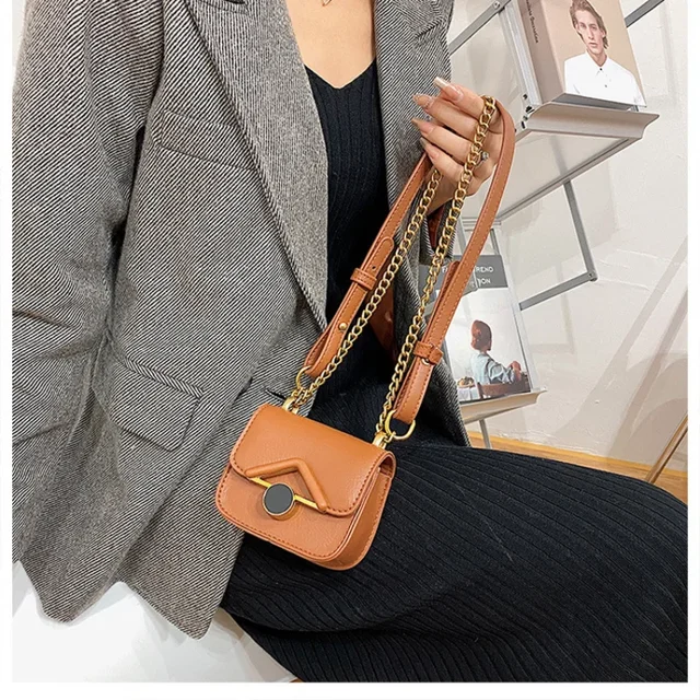 필수품을 스타일리시하고 편안하게 휴대하는 여성용 미니 크로스 바디 숄더 백