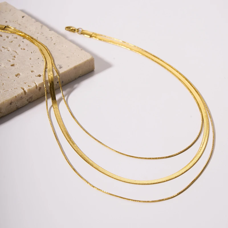 Collana a spina di pesce in oro massiccio 14 carati: girocollo a forma di serpente, 3,34 mm - Italia