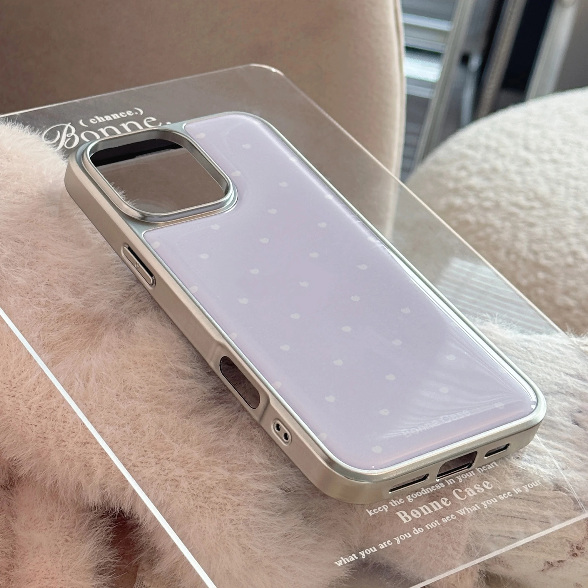 Chic Solid Color Heart Design Phone Case with Silver Edge Trim
