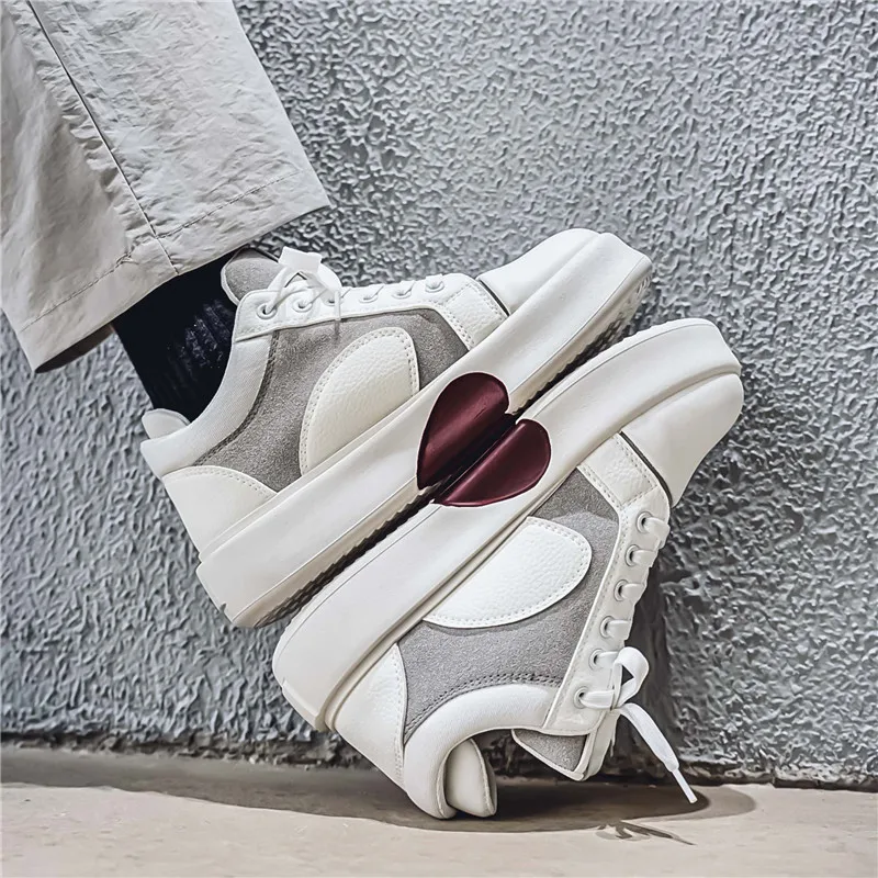 Spring board shoes men sports leisure Korean version of trend platform shoes young students men's shoes 2