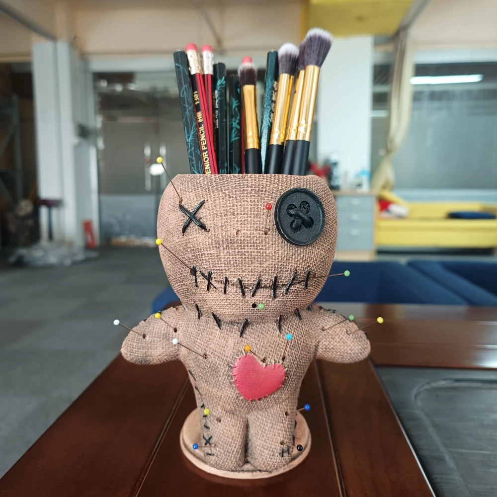 

Shrunken Head Makeup Brush Holder Voodoo Pen Pencil Holder Creepy Vanity Desk Office Organizer Stationary Halloween Decorations