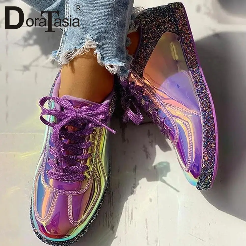 

Brand New Ladies INS Hot Metallic Sneakers Spring Autumn Lace-up Women's Flat Sneakers Fashion Patchwork Glitters Woman Shoes