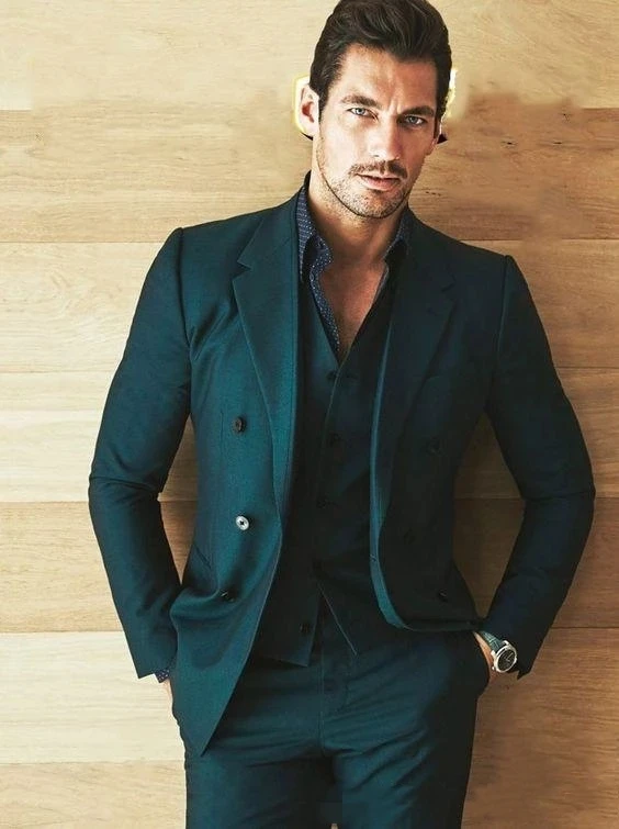 

2023 New Fashion Dark Green Double-Breasted Groomsmen Notch Lapel Groom Tuxedos Men Suits ( Jacket+Pants+Vest) Costume 3 Piece