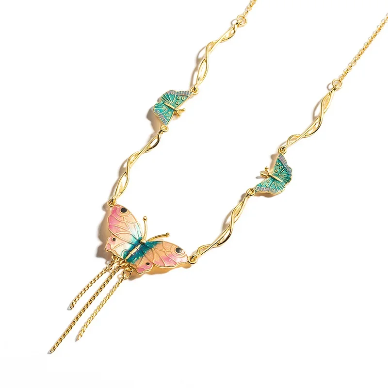 

Butterfly Necklace for Women's Exquisite Enamel Tassel Collarbone Chain 18K Gold Plated Wedding Party Boutique Jewel