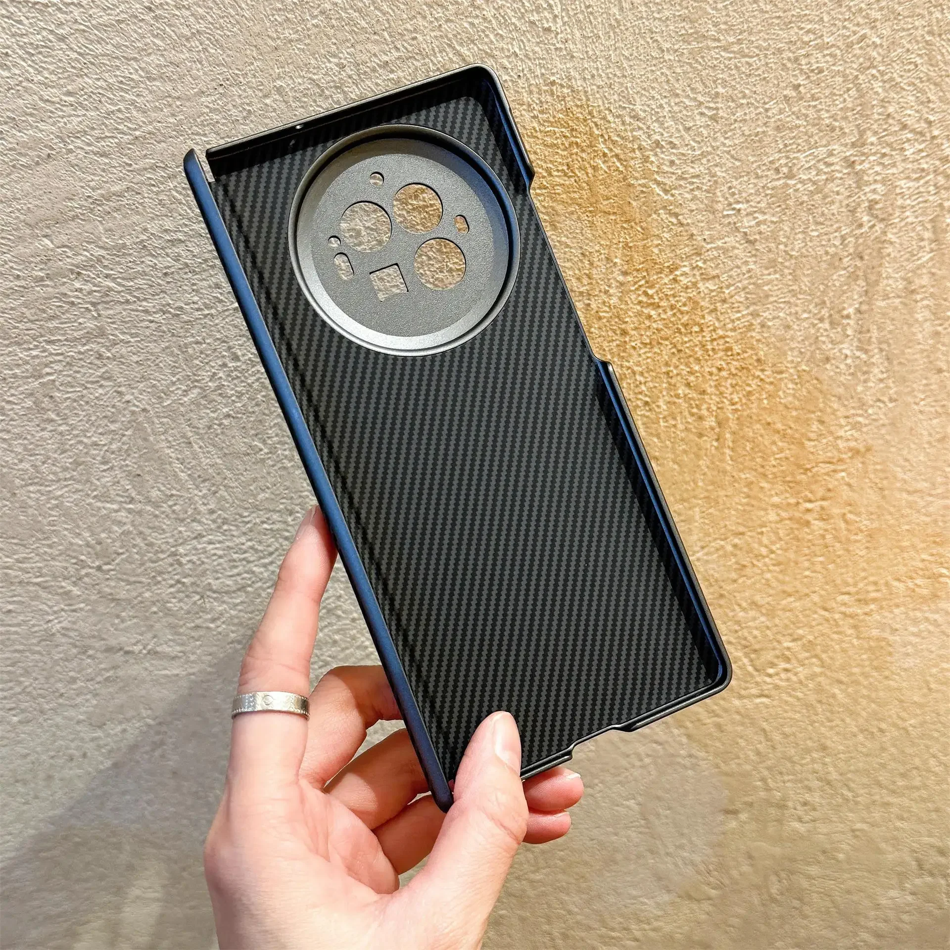 Carbon Fiber Texture Folding Hinge Case - Ultra Thin, Skin-Friendly, Frosted Shockproof Cover