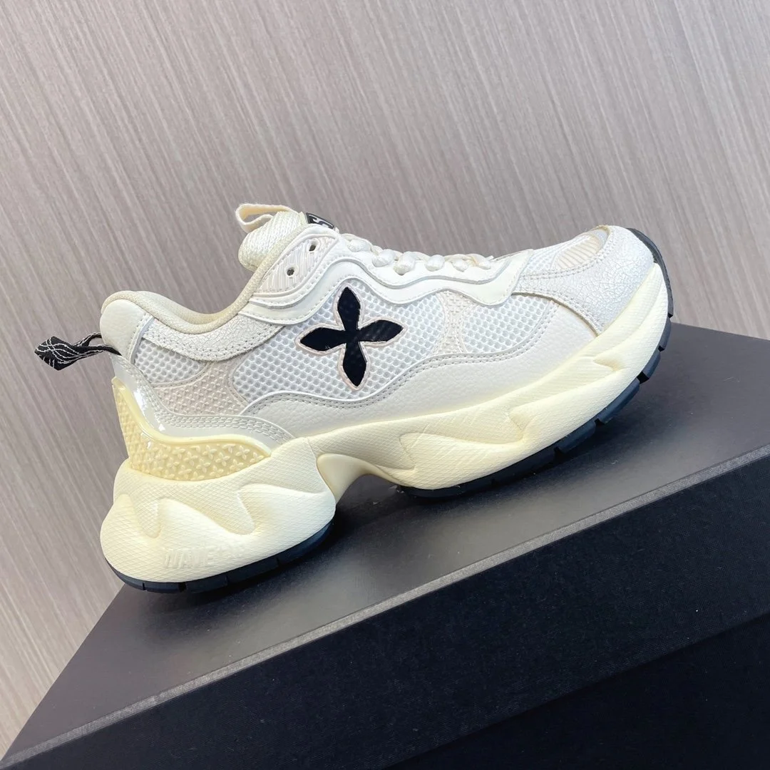 

2024 New Retro Sports Shoes Italian Luxury Women's Summer Fashion Dad Shoes Comfortable Women's Running Shoes Sports Shoes