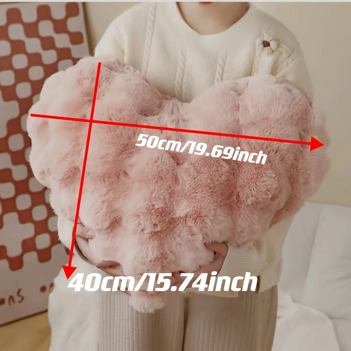 A Stylish Heart-Shaped Faux Fur Pillow - Machine Washable, Multi-Purpose 3D Bubble Velvet Decorative Cushion, Filled With 3