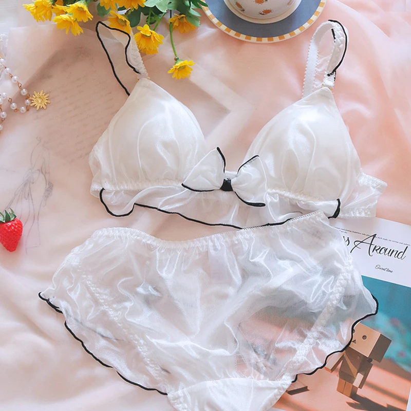 Kawaii Lolita Bra and Panty Set White Lingerie Cute Japanese Milk Silk Bra  & Panties Set Wirefree Soft Underwear Set