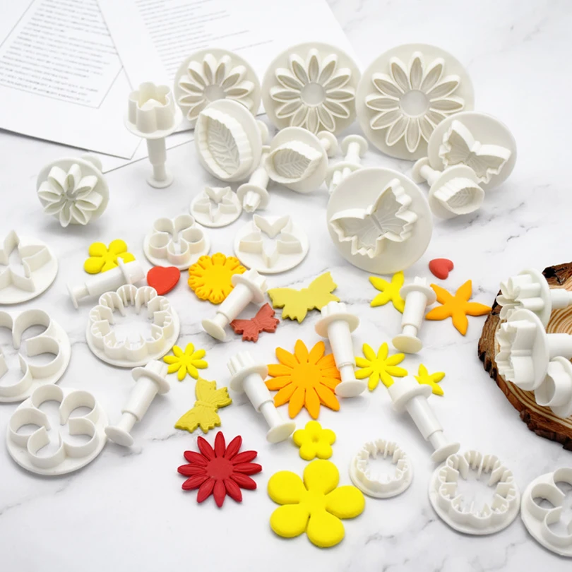 33pcs/set Plunger Cutter Embossing Mold Plastic Spring Printing Mold DIY 3D Decoration Tool Baking Cookie Mold Clay Shaping Tool