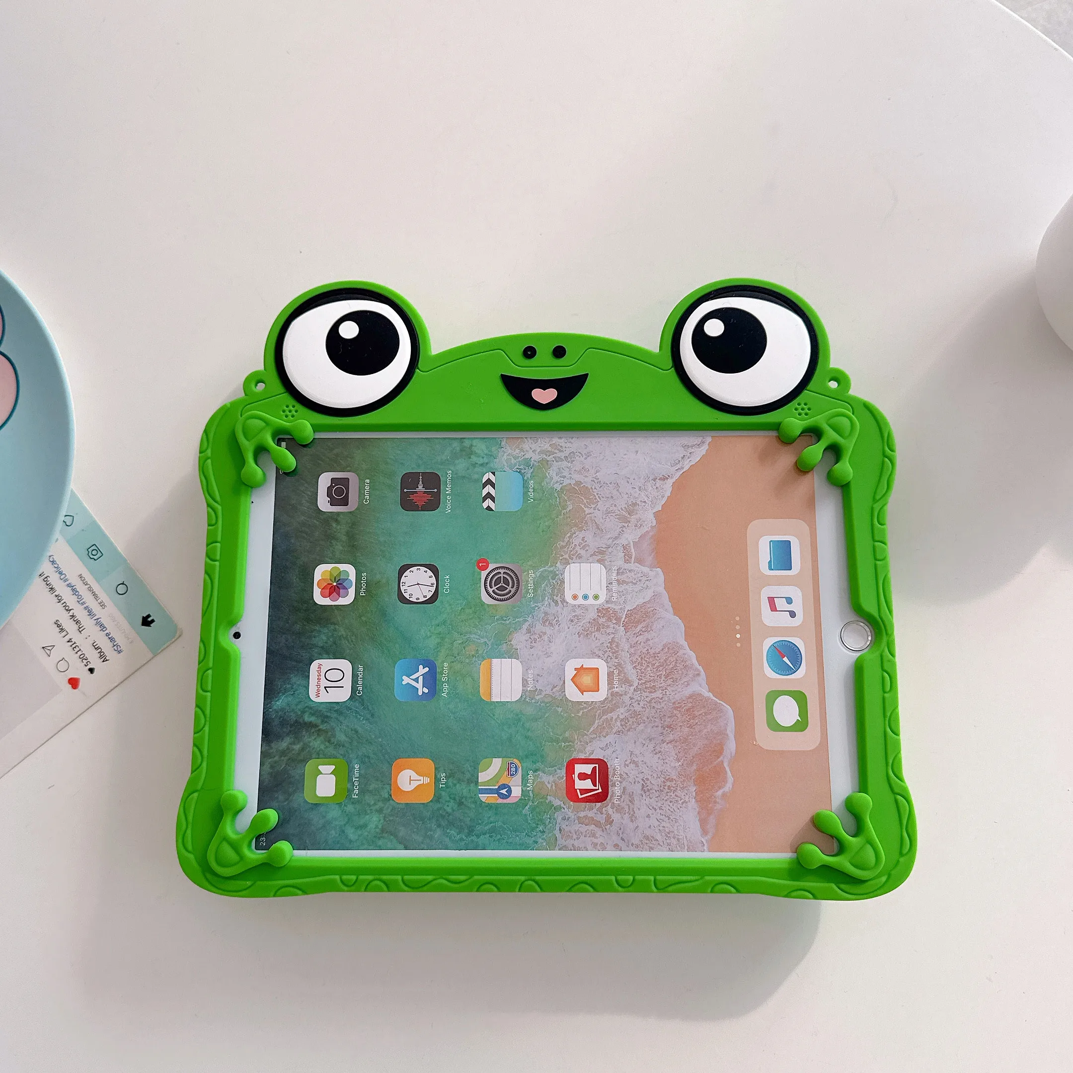 3D Cartoon Frog Soft Silicone Tablet Case with Bracket Feature
