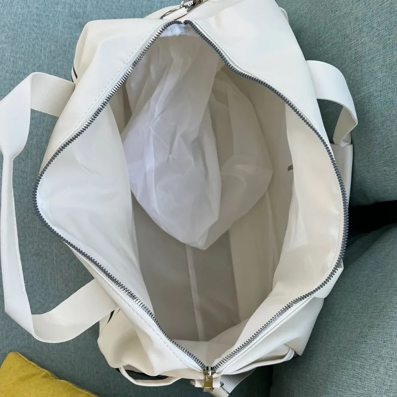 Sac à Bandoulière Hello Kitty Blanc - Sanrio, Silicone, 15x10cm - Neuf Avec étiquettes
