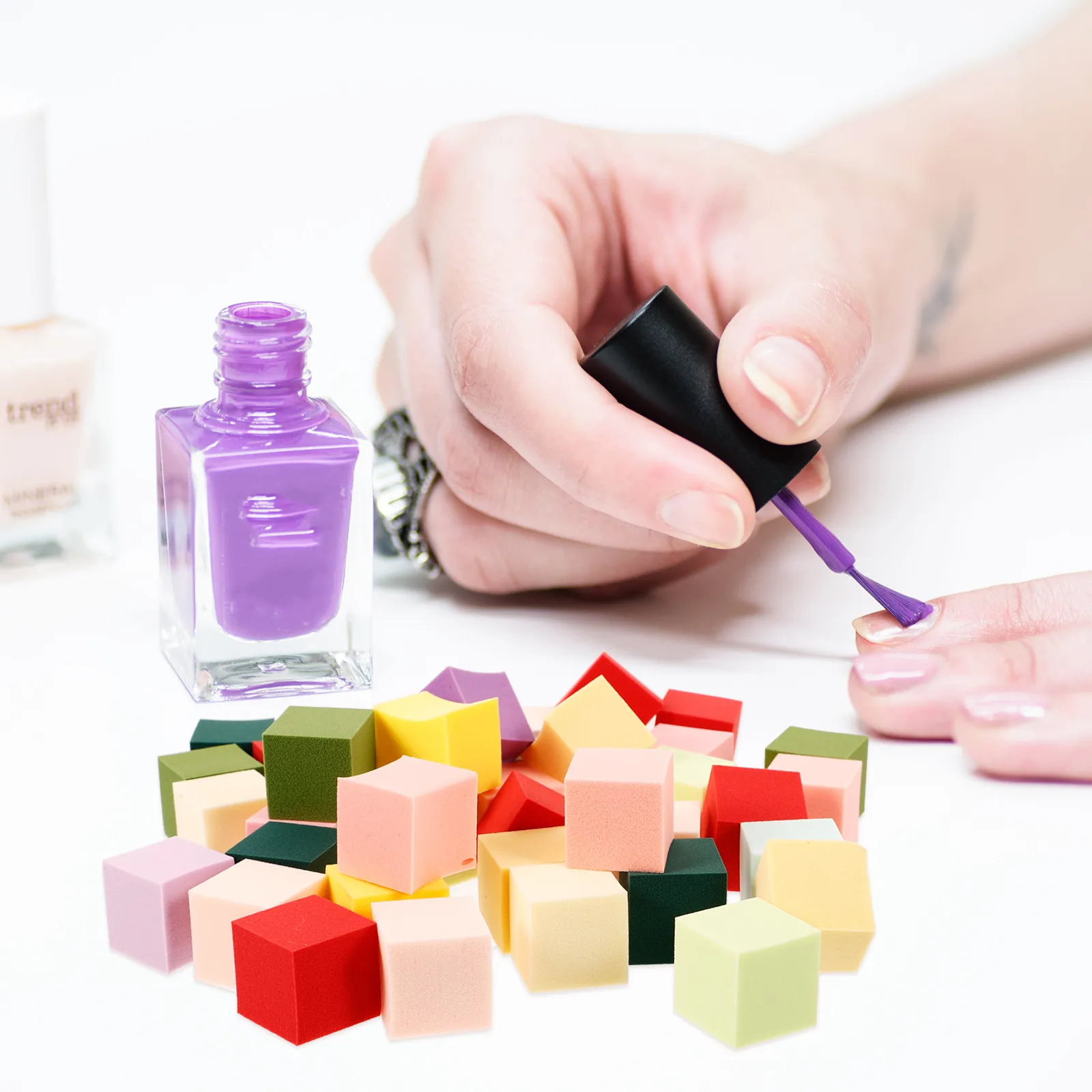 50개 소형 아트 스펀지 블록 부드러운 스펀지 네일 픽킹 스펀지 매니큐어 DIY 프렌치 팁 도구 여행용 네일 아트 도구