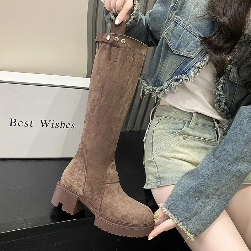 

Retro Woman Western Boots Cowgirl Boot Fashion Suede Slip on Knee High Booties Designer Autumn Winter Square Heel Knight Botas